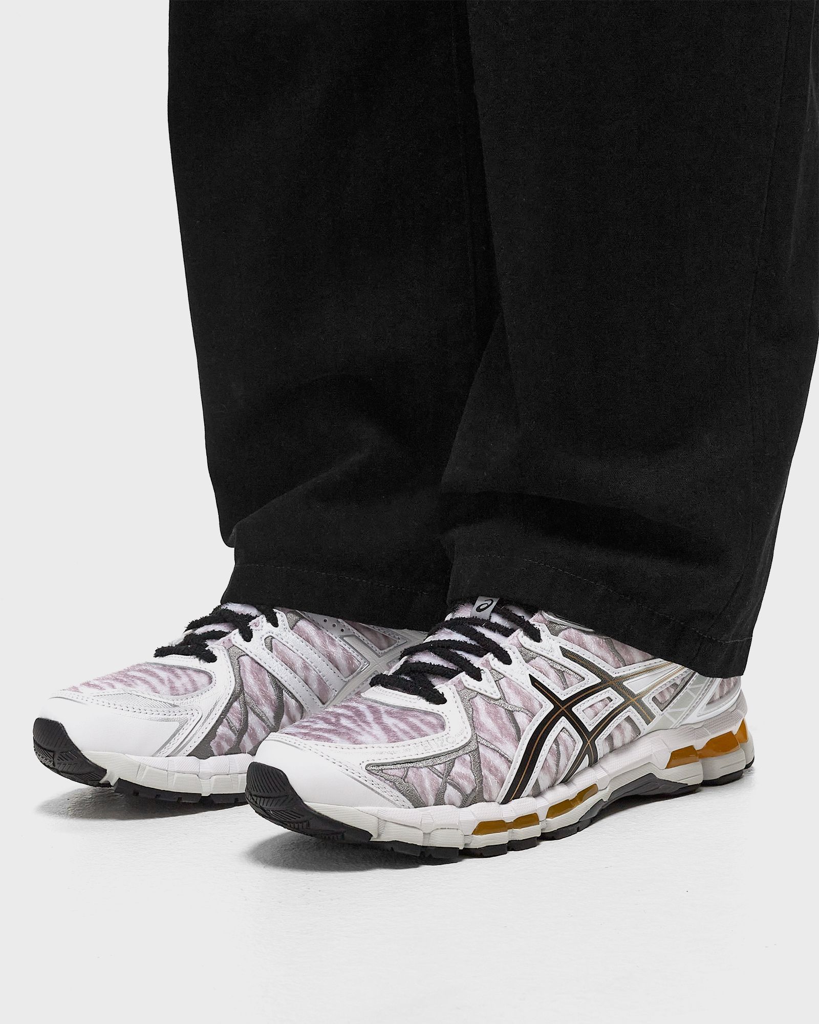 x Asics Gel-Kayano 20