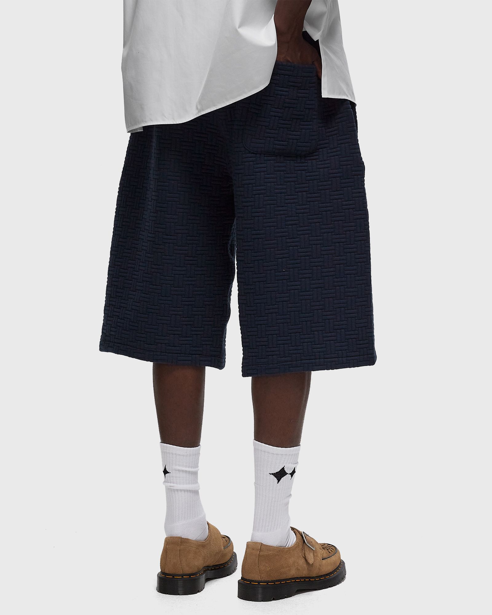 WEAVE OVERSIZE SHORT