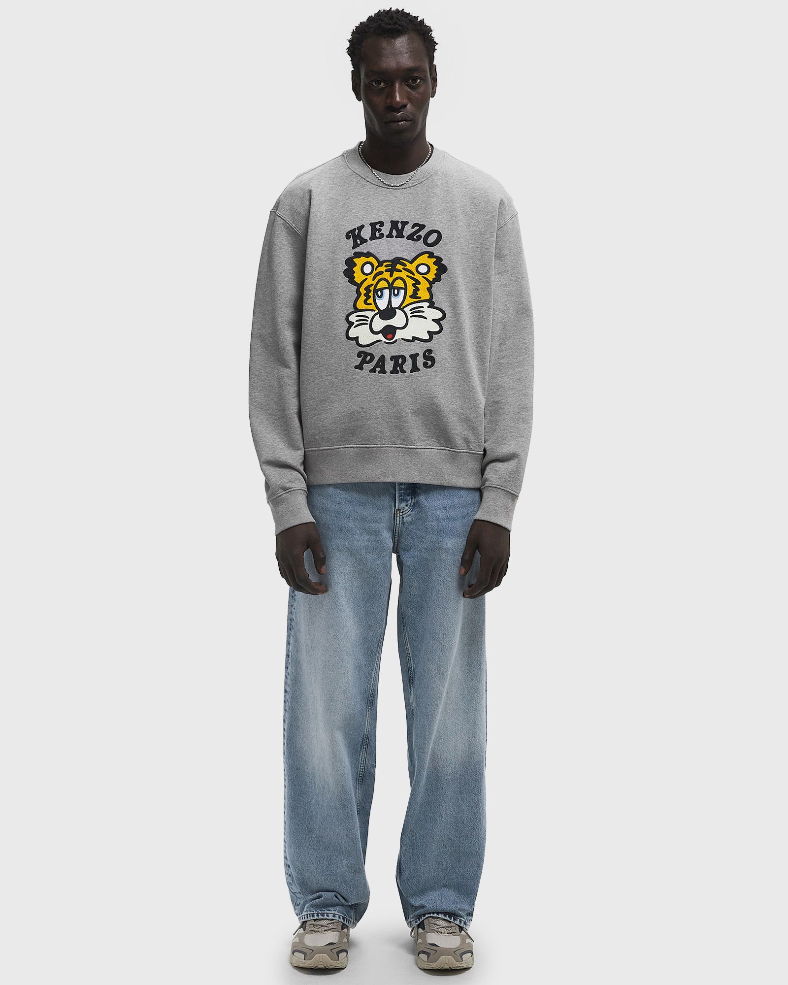 VERDY COLLECTION EMBROIDERED CLASSIC SWEATSHIRT