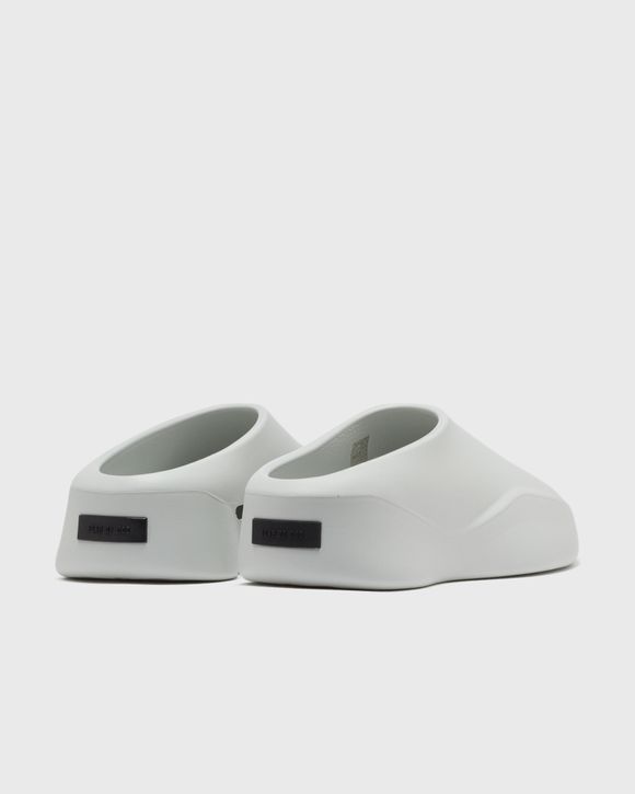 サンダル FEAR OF GOD Fear of God Eva Runner (FGE280 8006EVA 001) Fear Of God EVA Runner サンダル | ホワイト | FARFETCH JP
