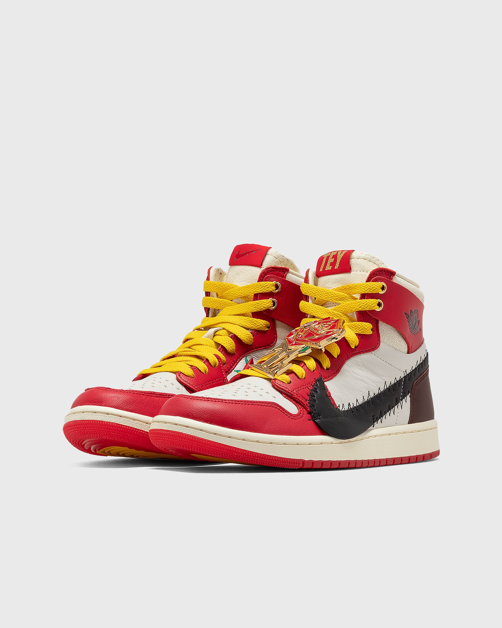 WMNS AIR JORDAN 1 ZOOM CMFT 2 X TEYANA TAYLOR "A ROSE FROM HARLEM"