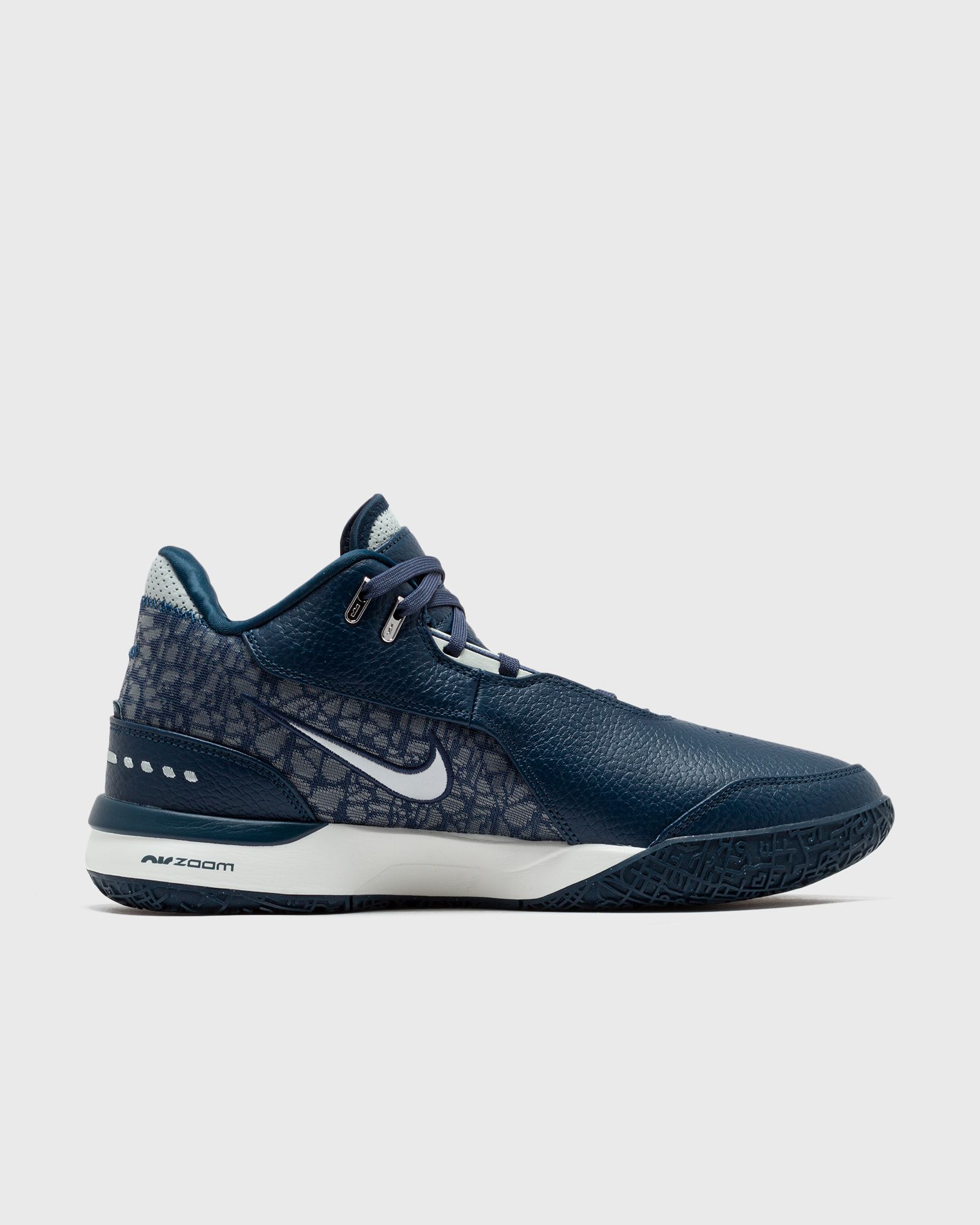 ZOOM LEBRON NXXT GEN AMPD "GEORGETOWN"