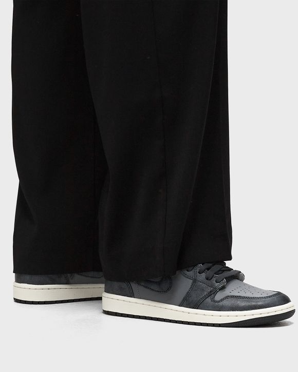 WMNS AIR JORDAN 1 MID SE