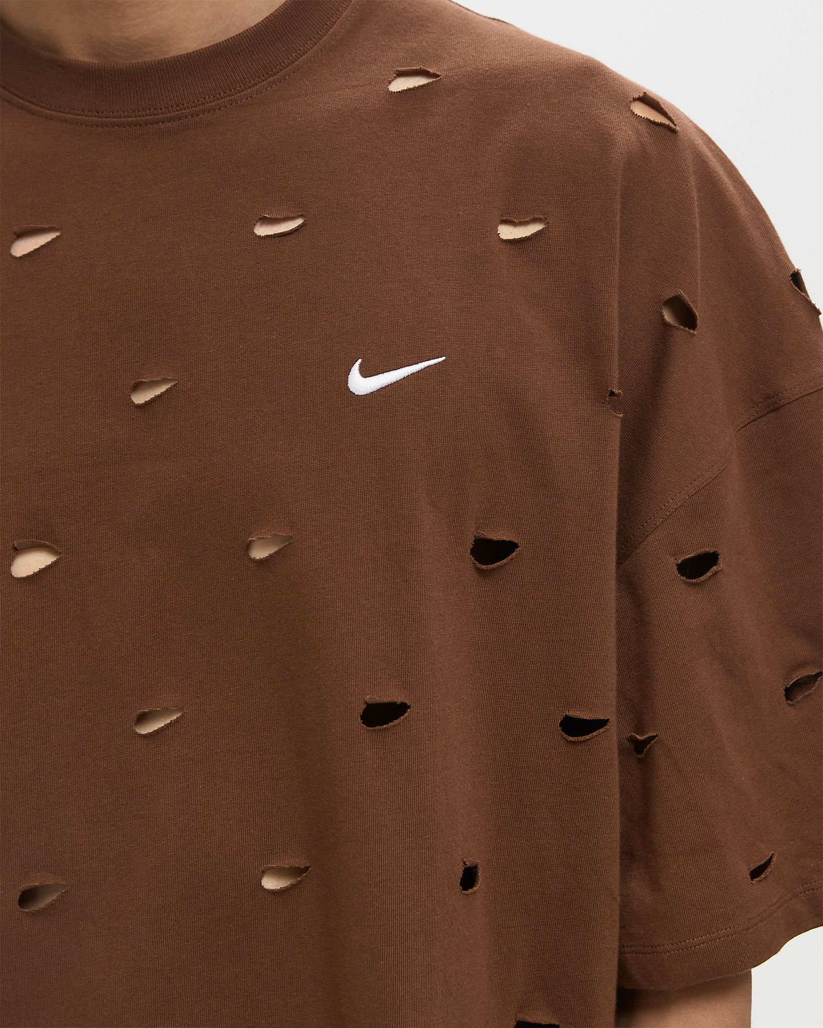 x JACQUEMUS SWOOSH TEE