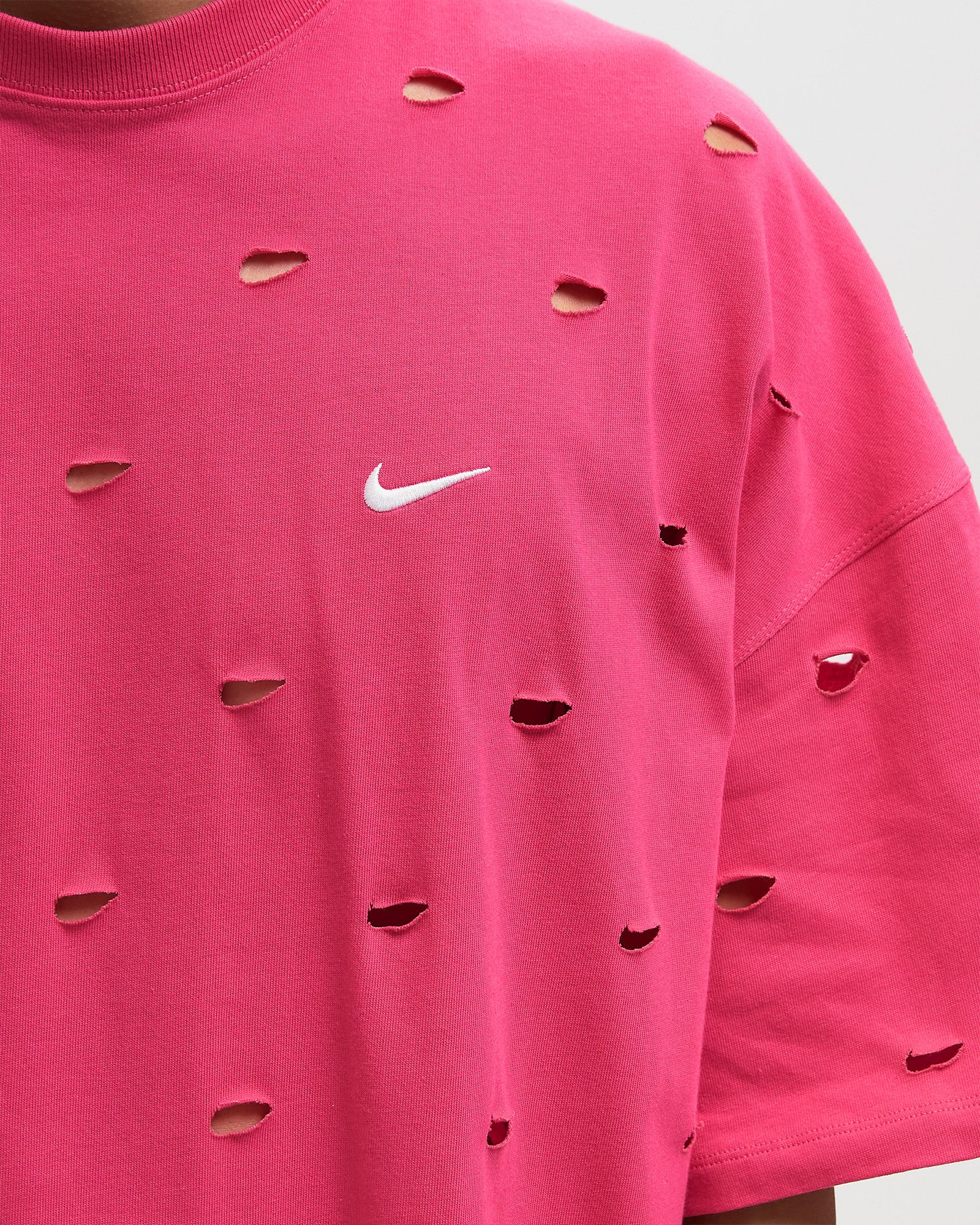 x JACQUEMUS SWOOSH TEE