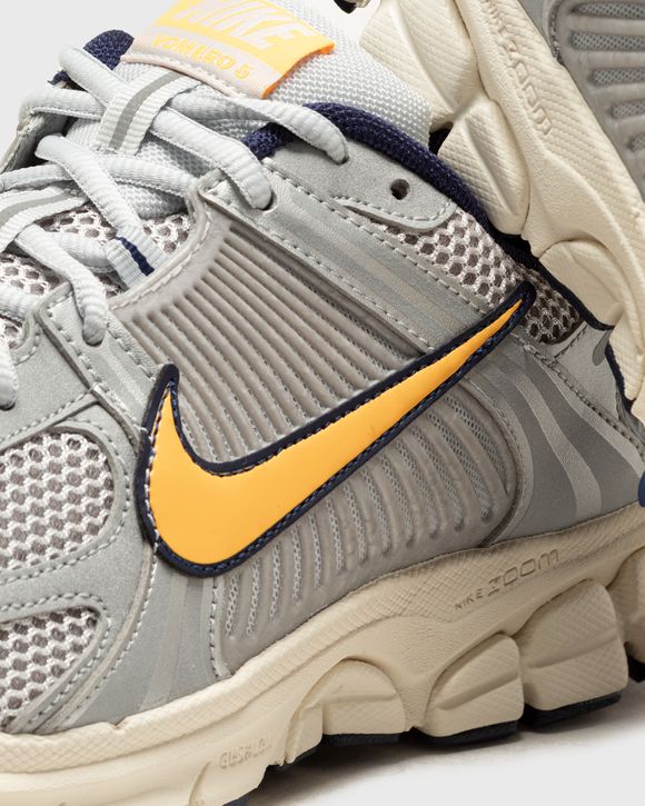 Nike NIKE ZOOM VOMERO 5 MS Grey | BSTN Store