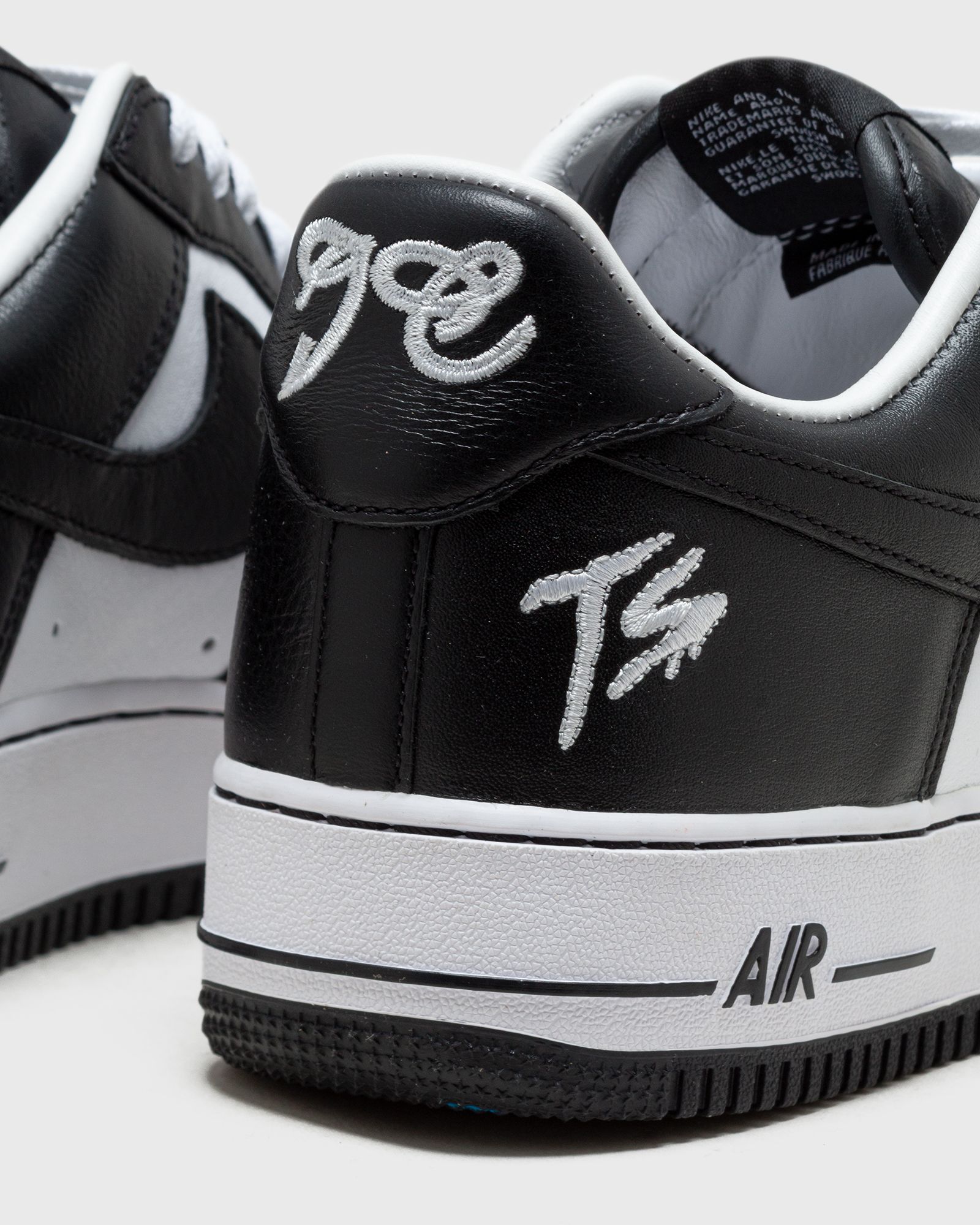 Terror Squad x Nike AIR FORCE 1 LOW QS 'Blackout'