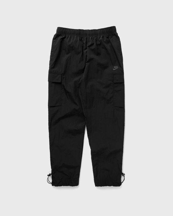 Nike Sportswear Repeat Men's Lightweight Woven Trousers. UK