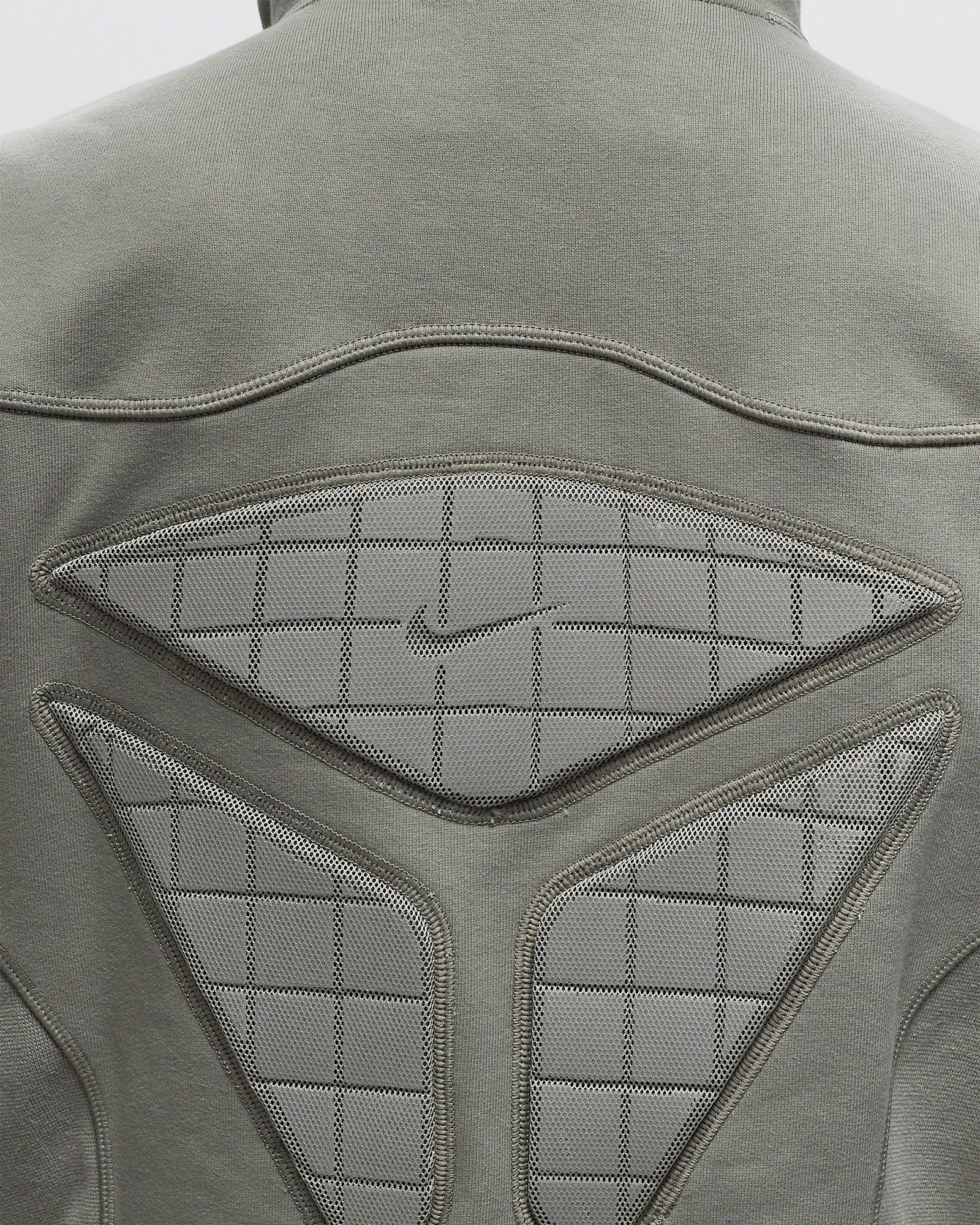 U NRG ISPA TSTLTN HOODIE