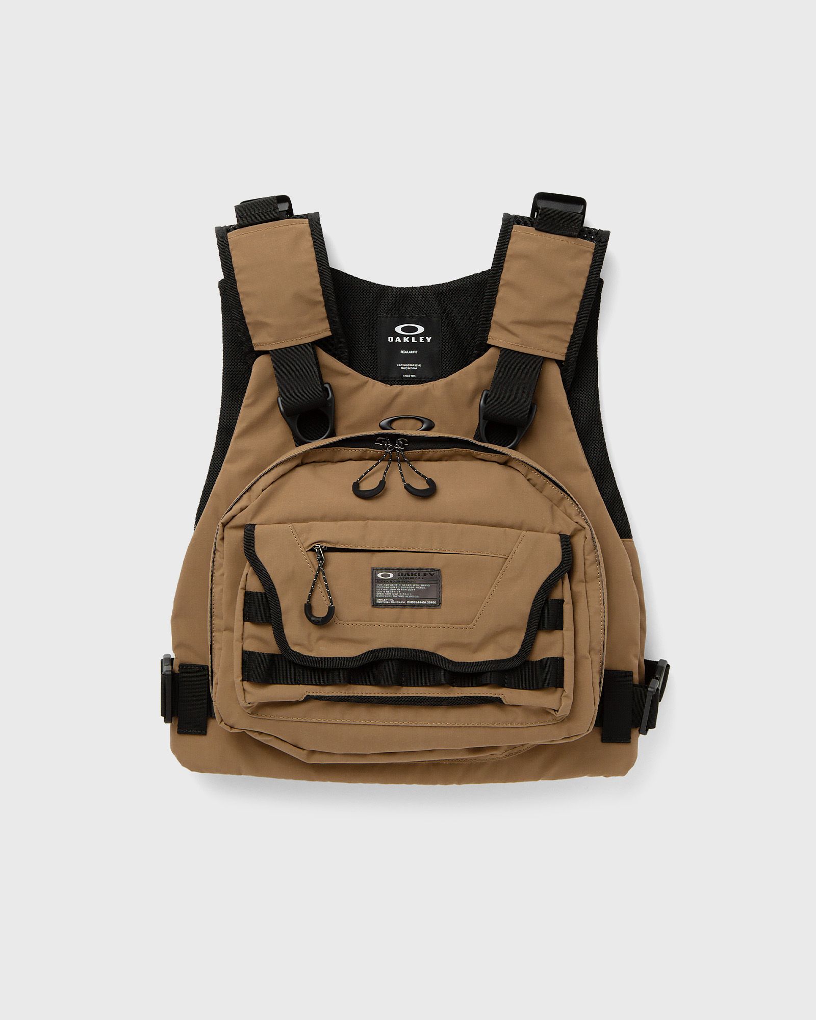✨極美品✨OAKLEY FGL AP VEST 4.0 PLUM OAKLEY FGL AP VEST 4.0 Black | BSTN Store