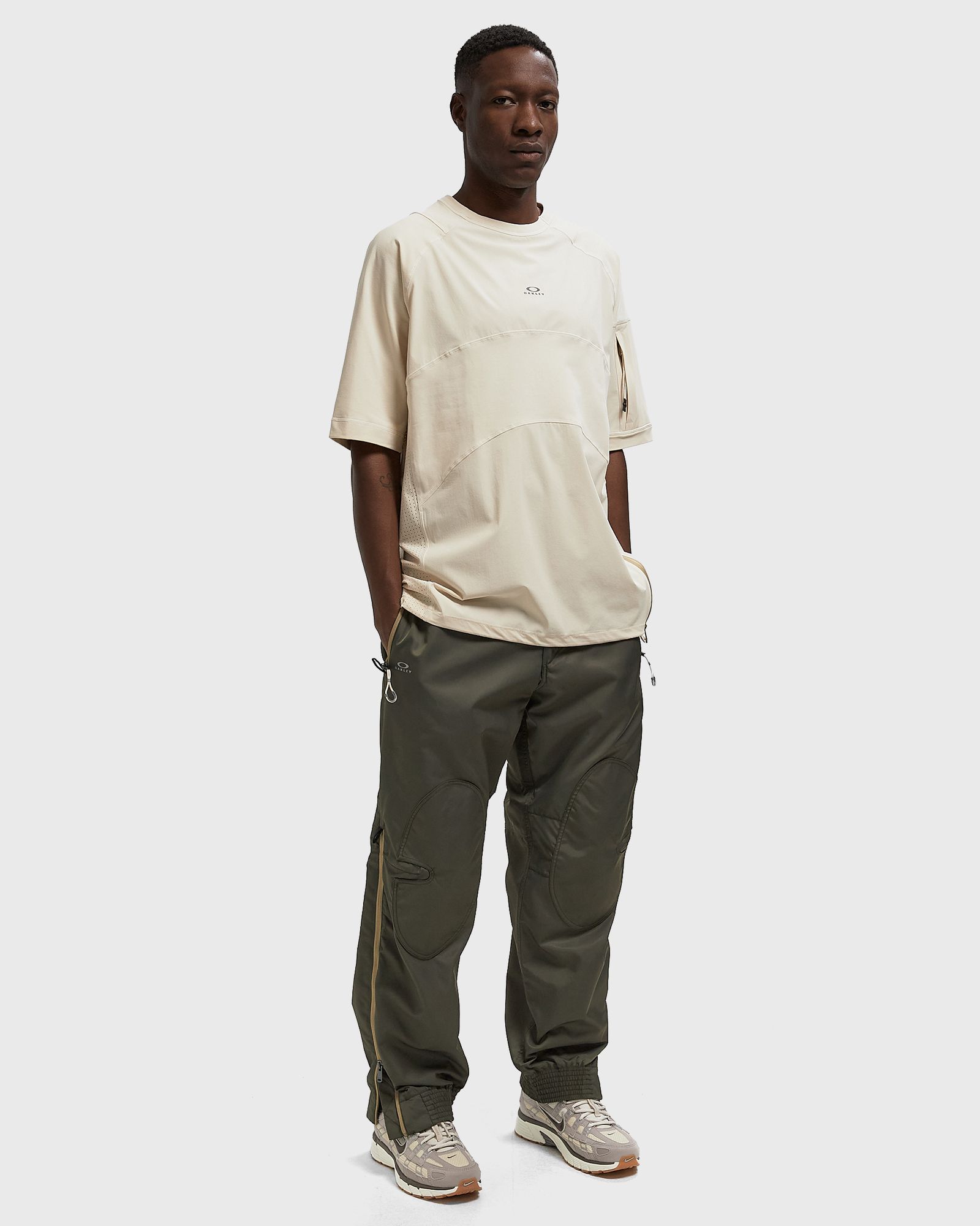 LATITUDE SOAR SHELL PANT