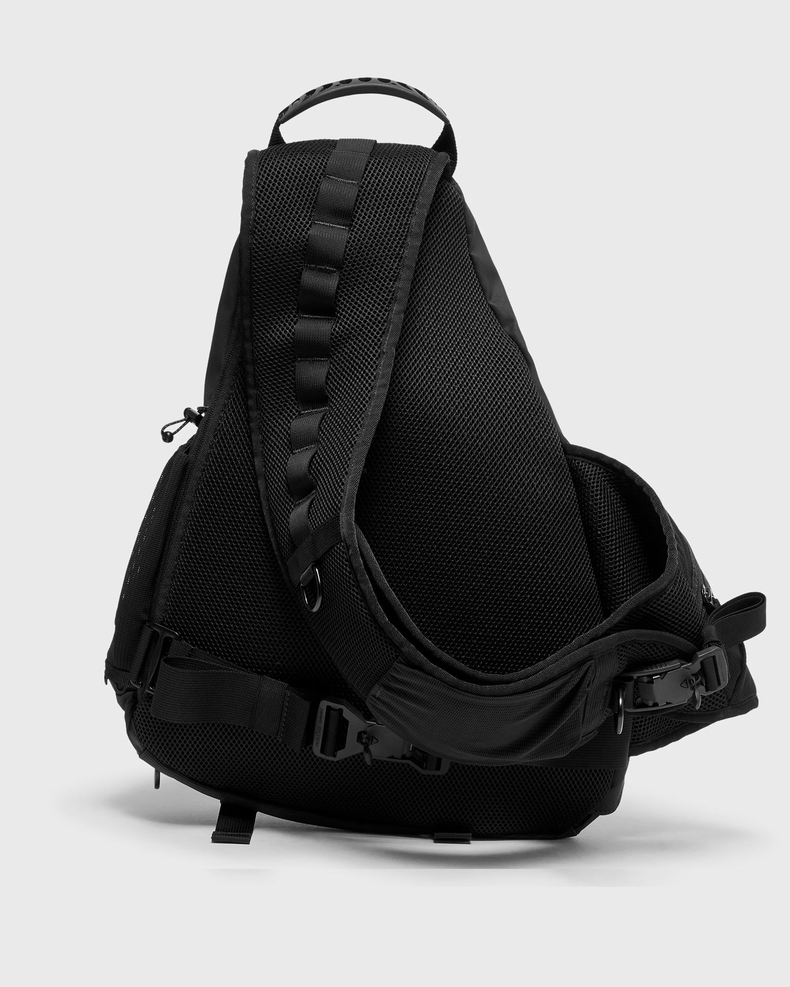 OAKLEY LATITUDE SLING PACK Black | BSTN Store