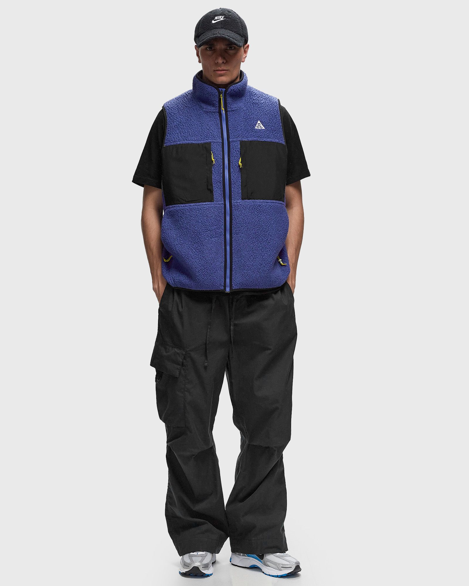 ACG Arctic Wolf Vest