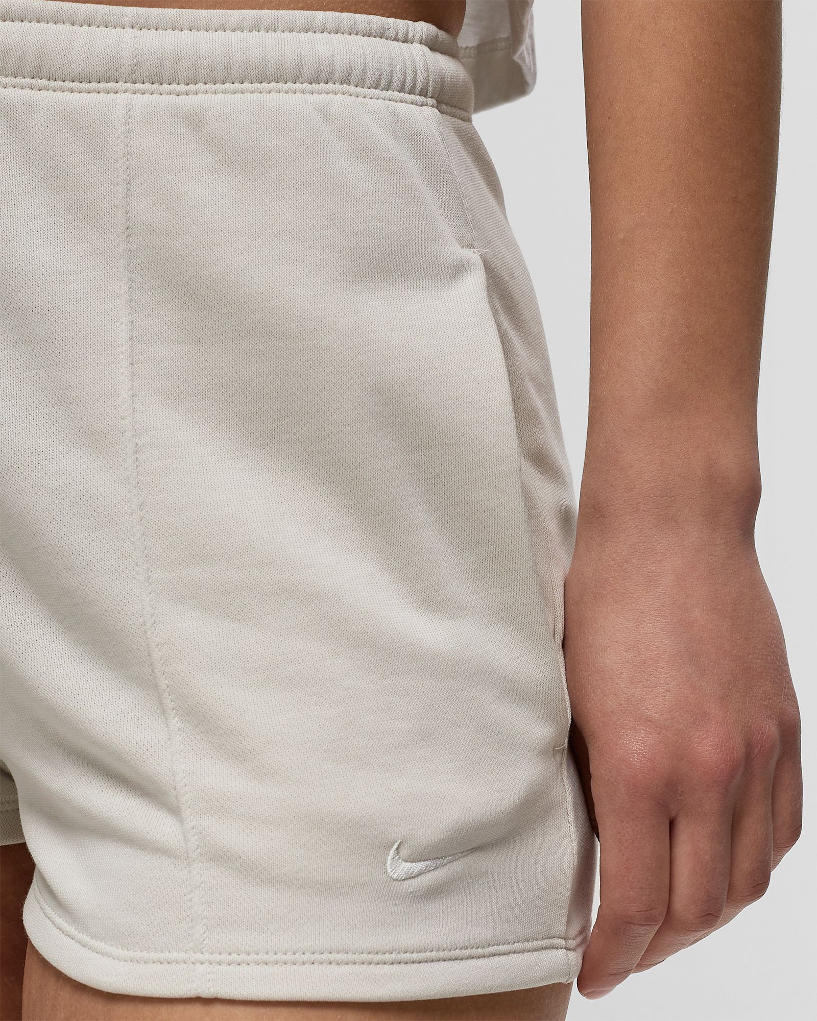 WMNS Chill Terry High-Waisted Slim 2 French Terry Shorts