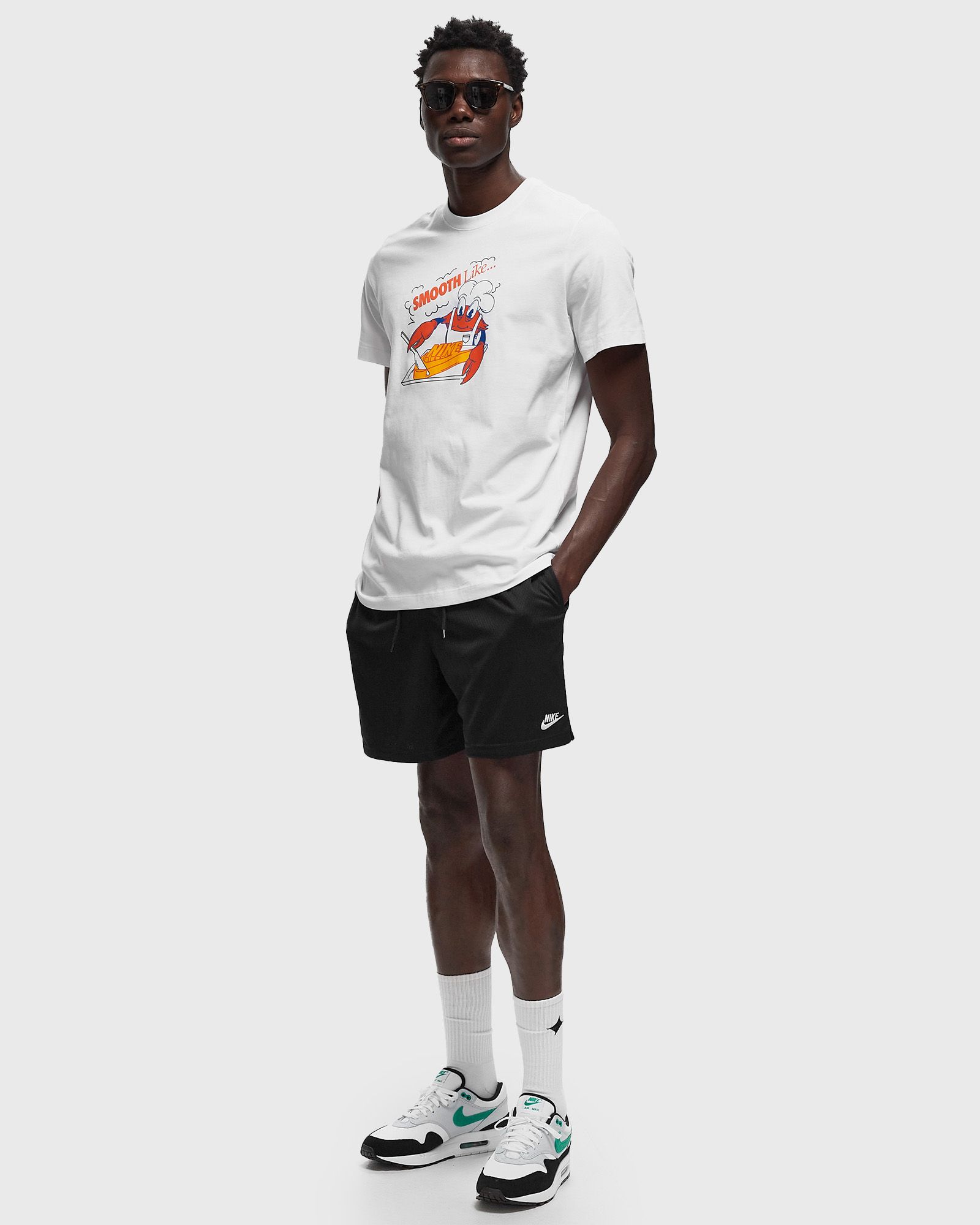 Club Mesh Flow Shorts