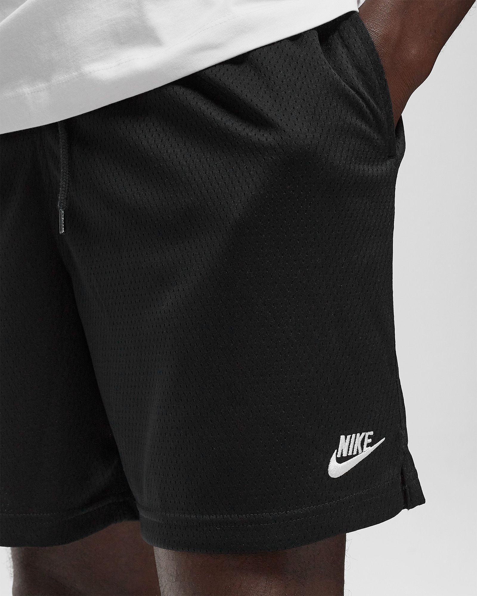 Club Mesh Flow Shorts