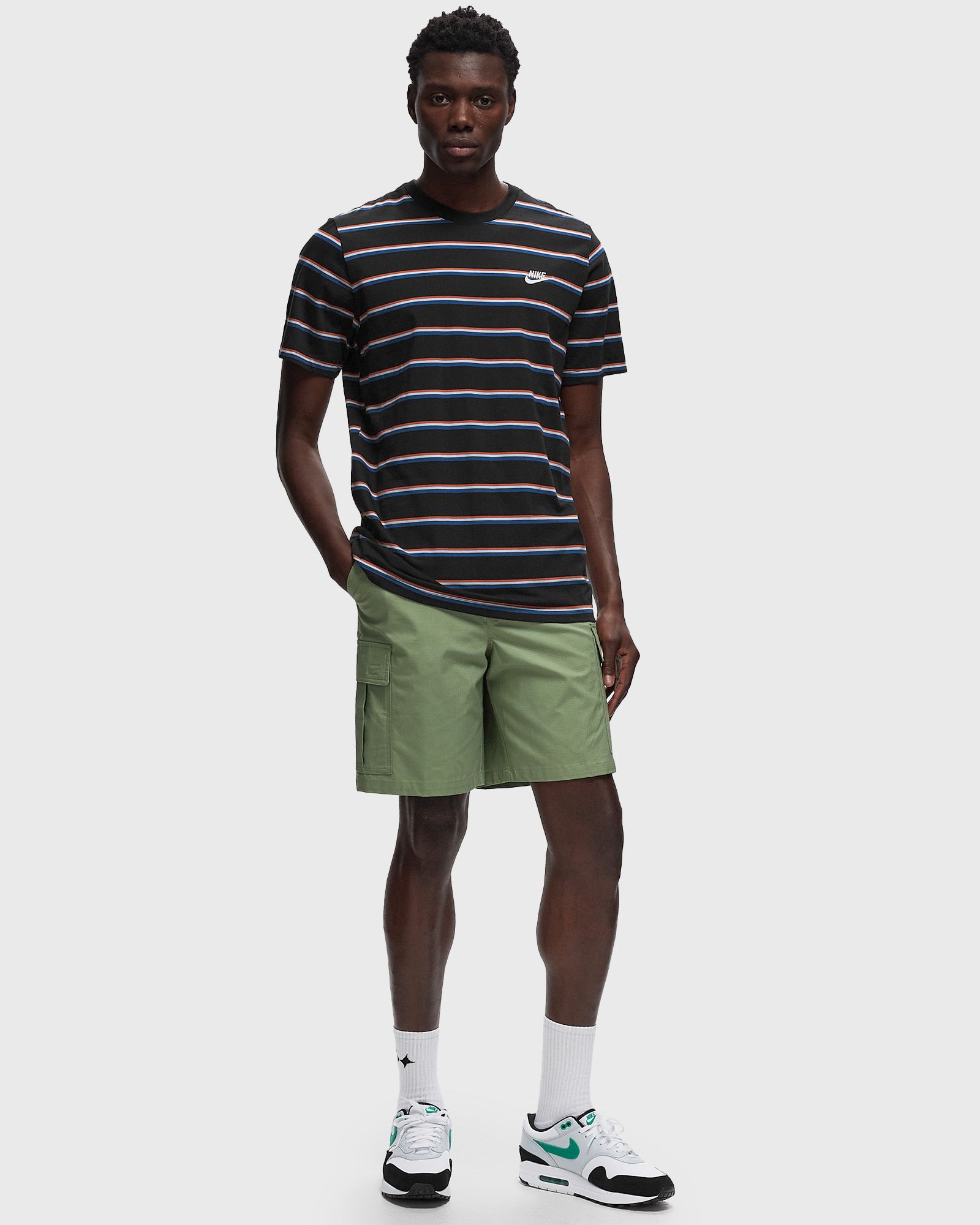 Club Woven Cargo Shorts