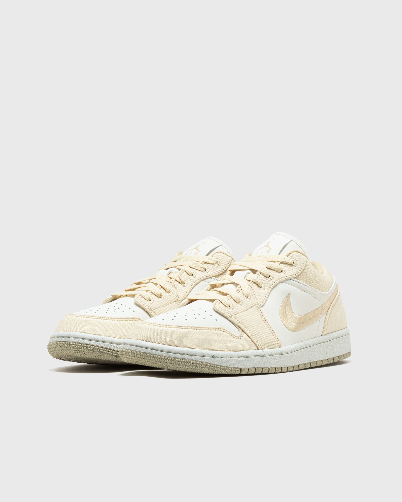 WMNS AIR JORDAN 1 LOW SE