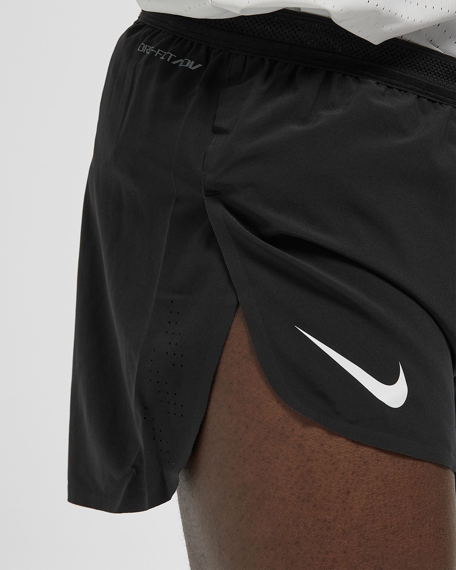 DFADV AROSWFT 4INBF SHORT