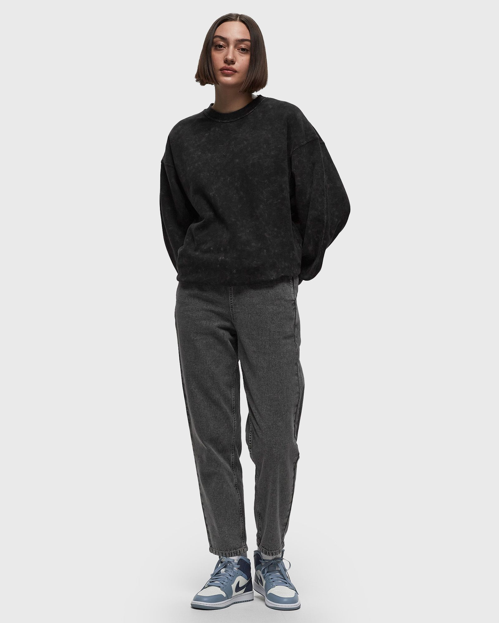 WMNS Flight Fleece Washed Crewneck Sweatshirt