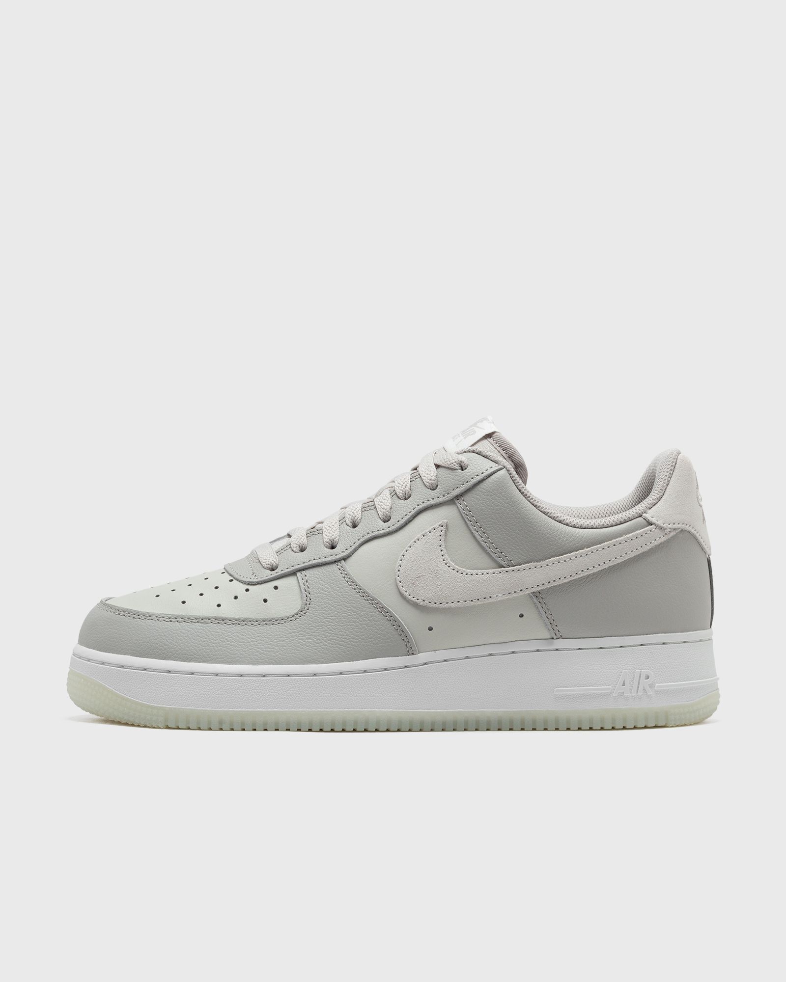 AIR FORCE 1 '07 LV8
