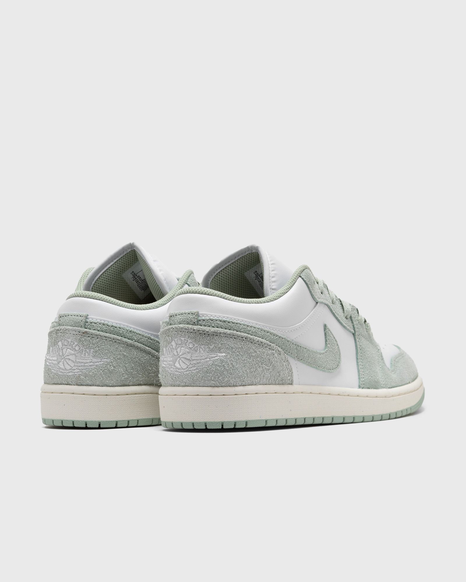 AIR JORDAN 1 LOW SE SEAFOAM