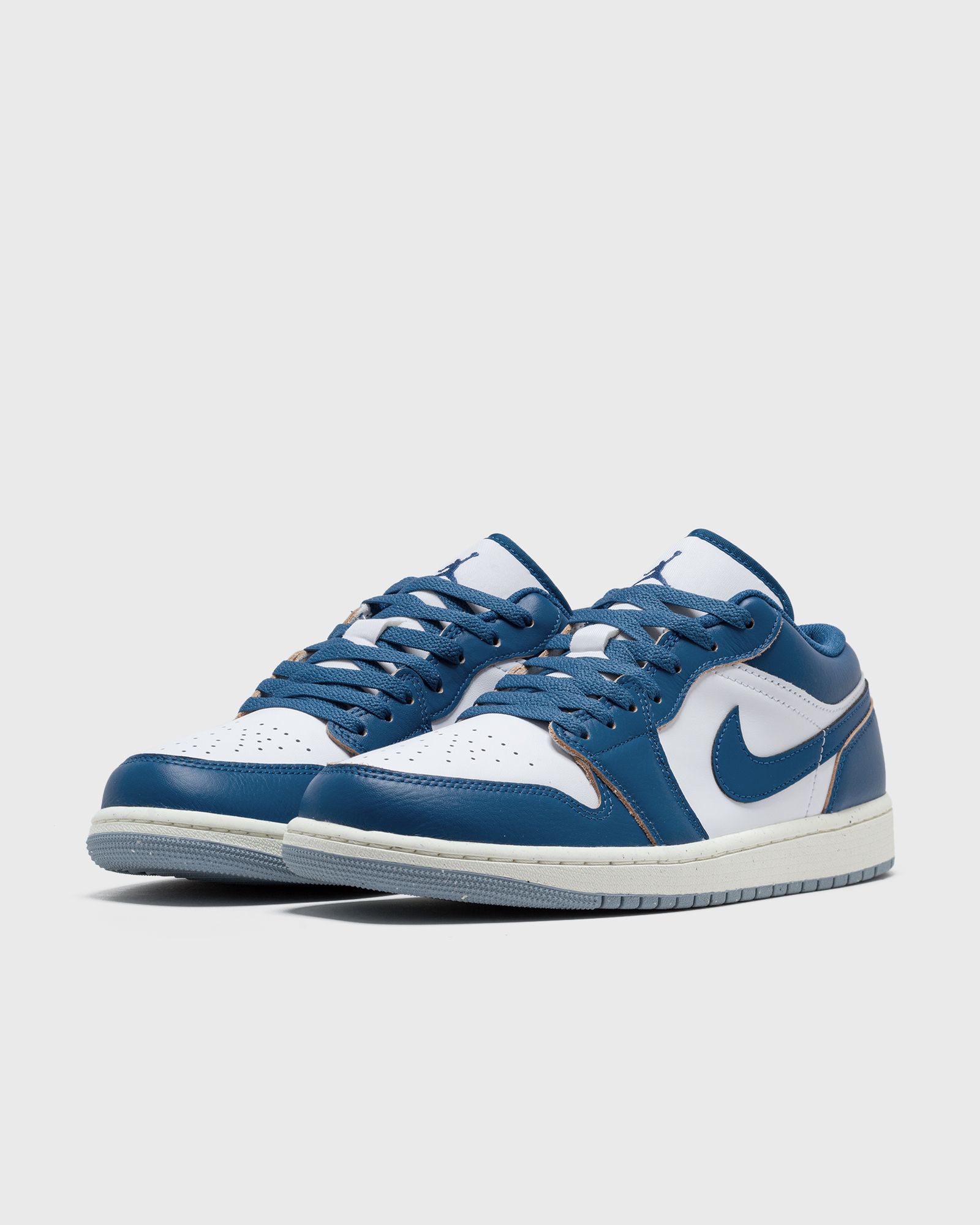 AIR JORDAN 1 LOW SE