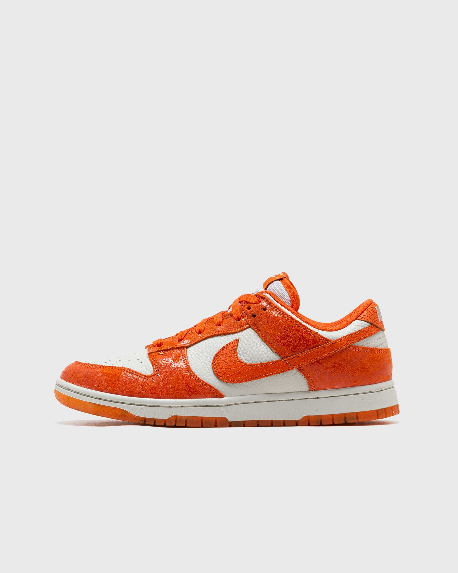 WMNS DUNK LOW ‘Cracked Orange‘