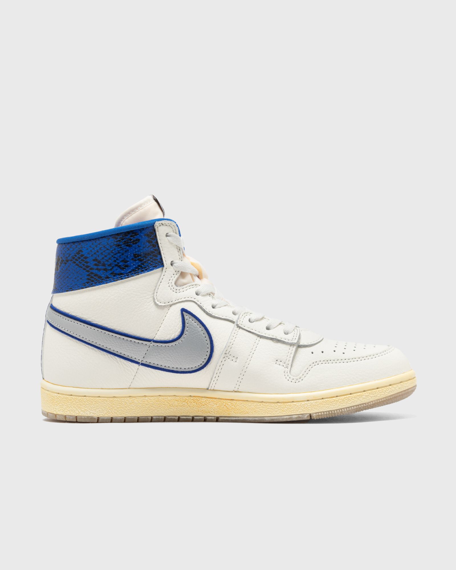 X AWAKE NY AIR SHIP 'GAME ROYAL'