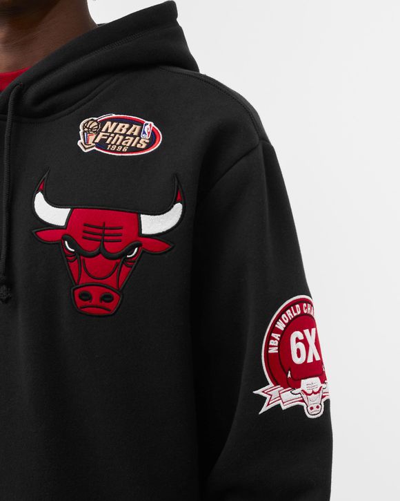 Mitchell & Ness Men's Chicago Bulls Champ City Hoodie - Red - M