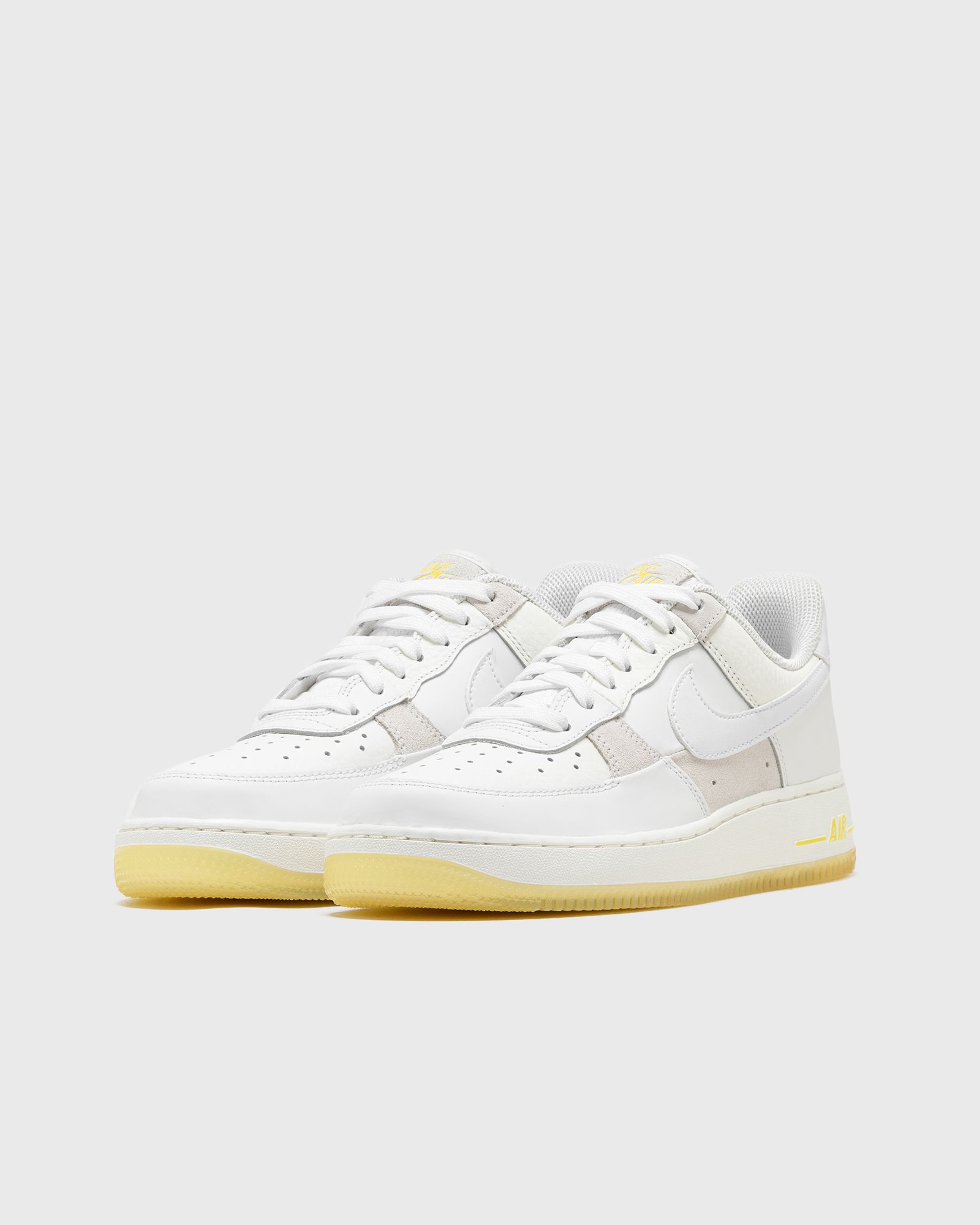 WMNS NIKE AIR FORCE 1 '07 LOW