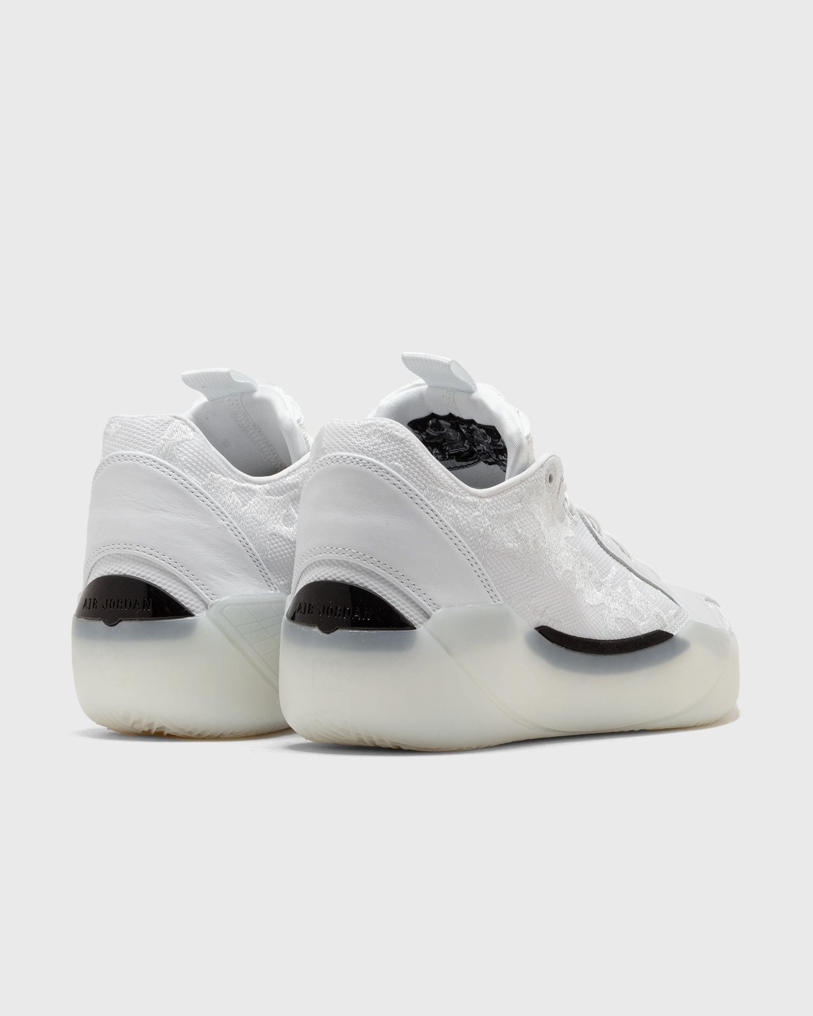 AIR JORDAN XXXIX "SOL"