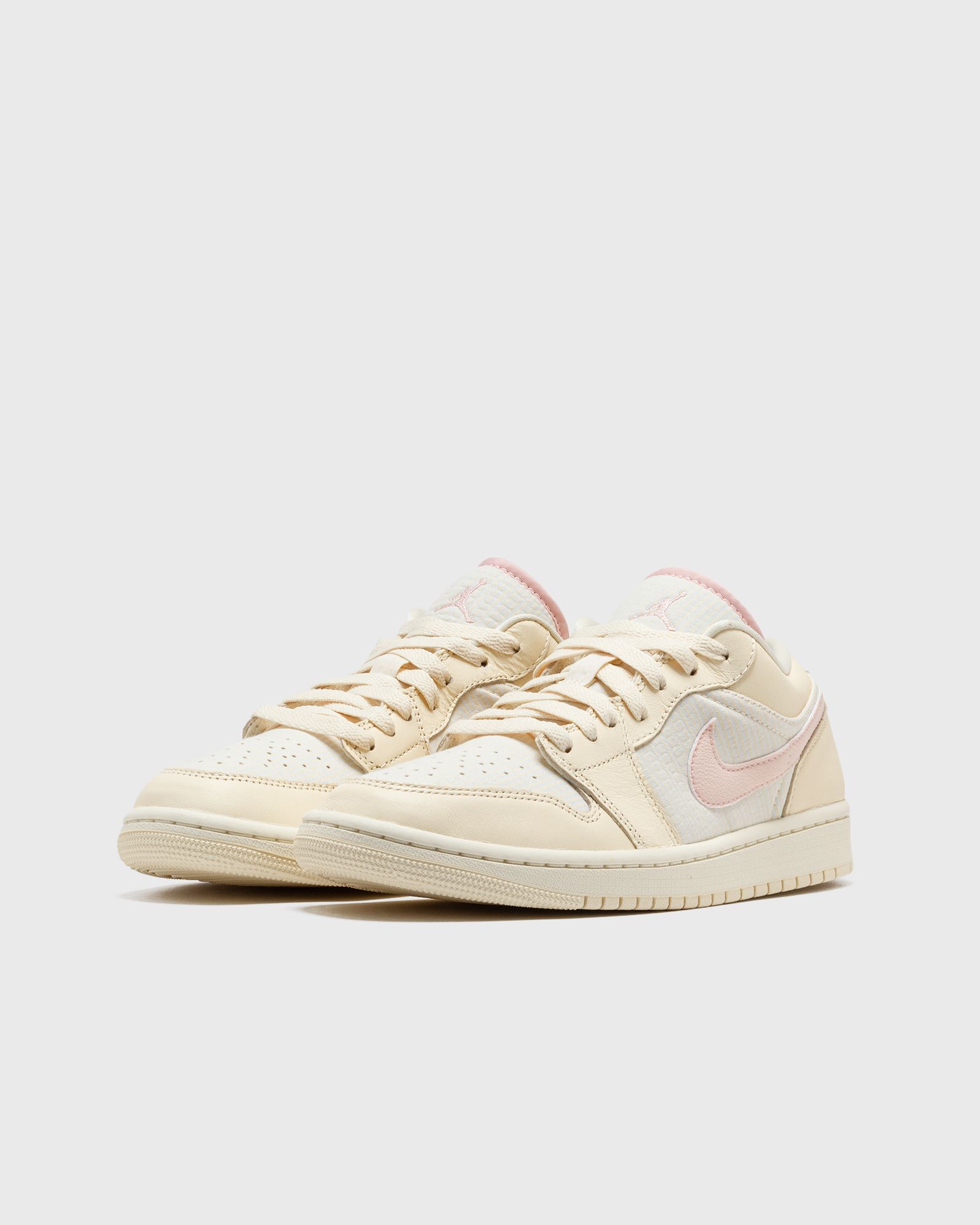 WMNS AIR JORDAN 1 LOW SE