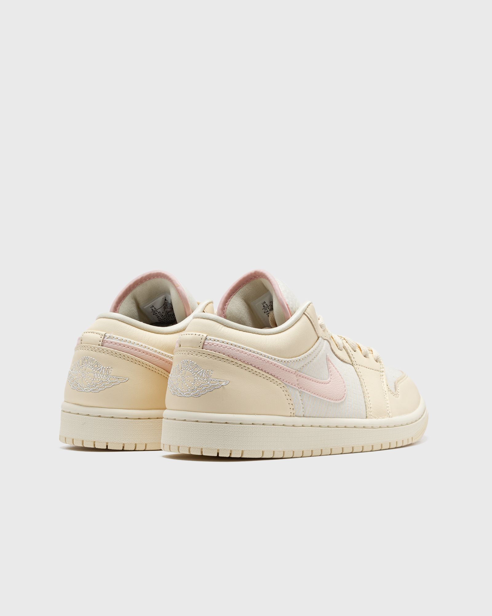 WMNS AIR JORDAN 1 LOW SE