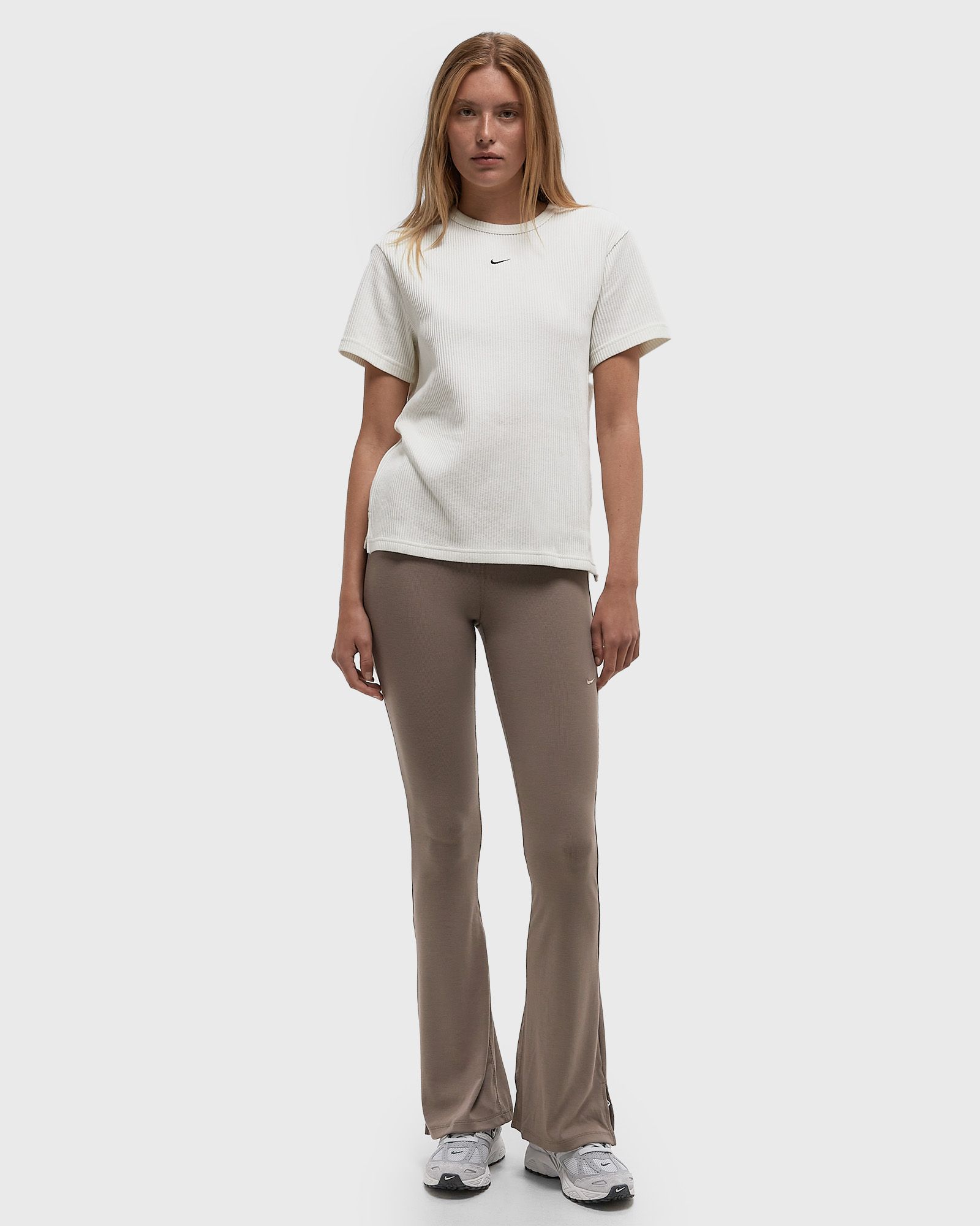 WMNS NK CHLL KNT MRIB MR FLR