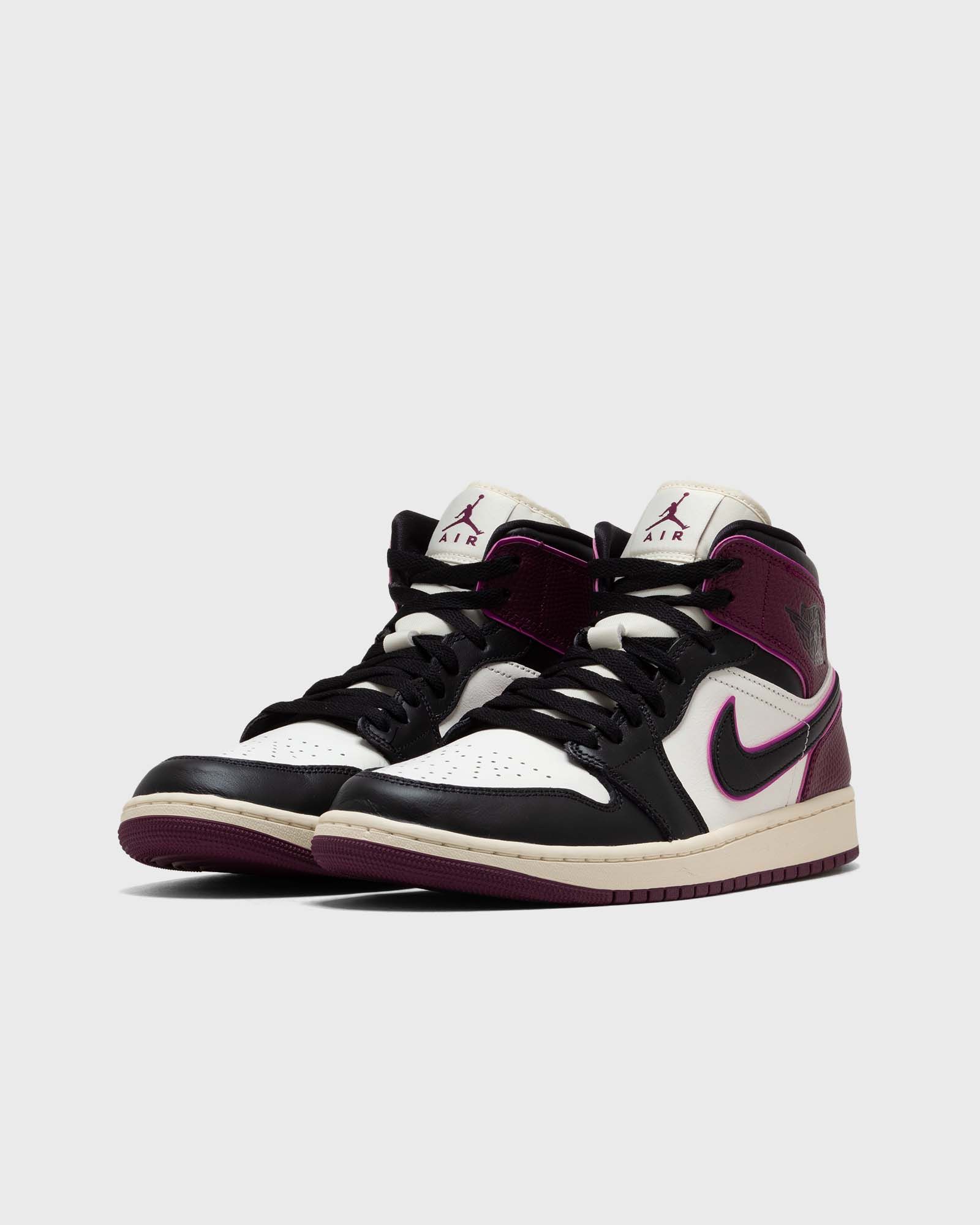 WMNS AIR JORDAN 1 MID SE