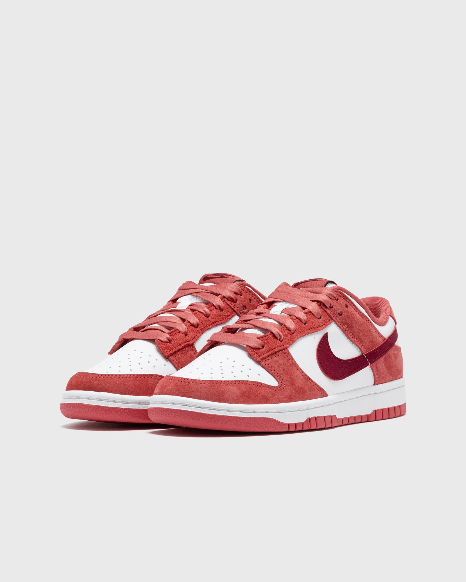 WMNS DUNK LOW VALENTINES DAY