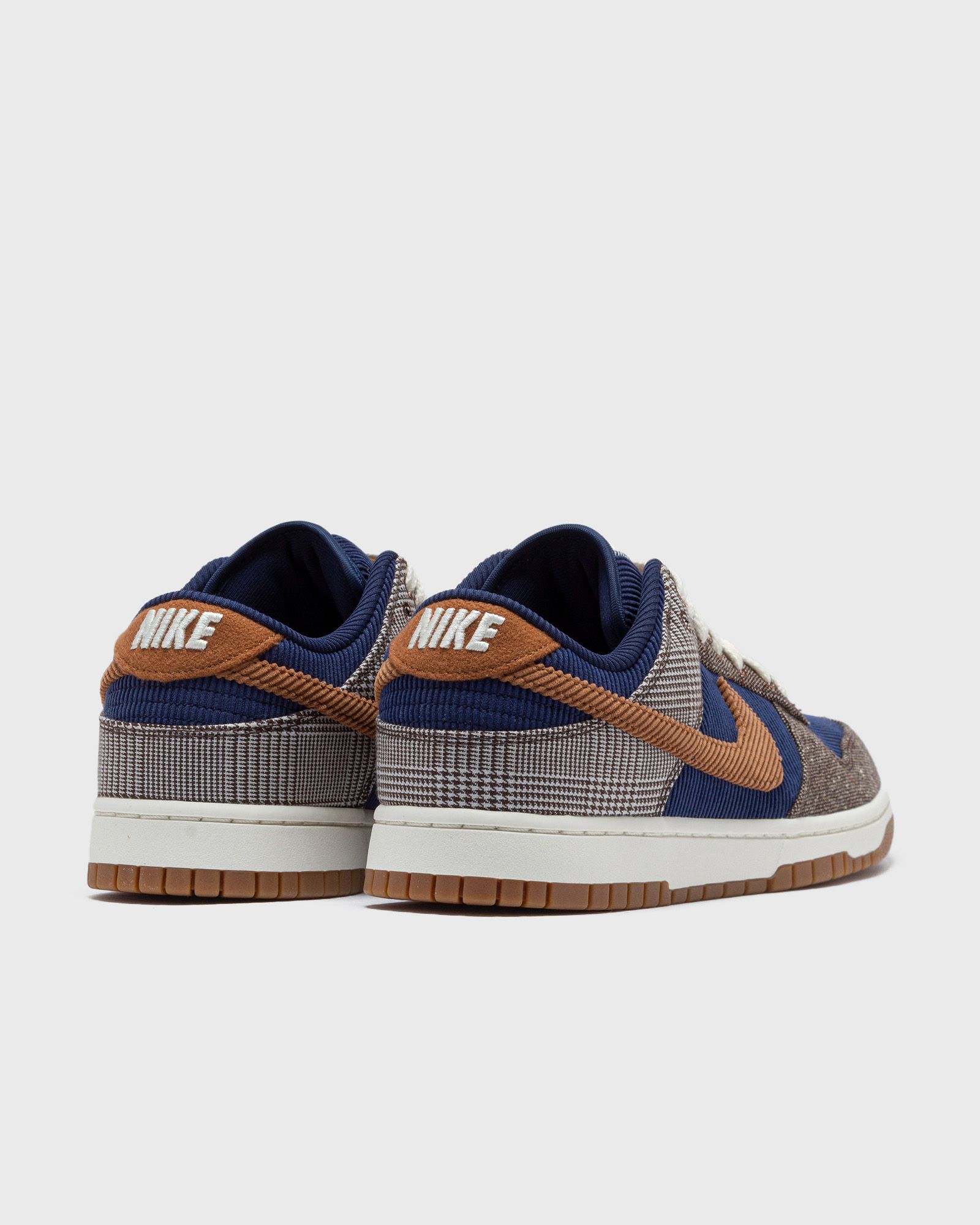 NIKE DUNK LOW PRM