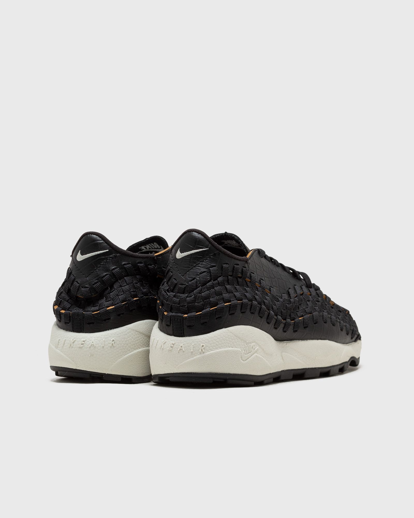 Nike Air Footscape Woven Premium Women's Shoes