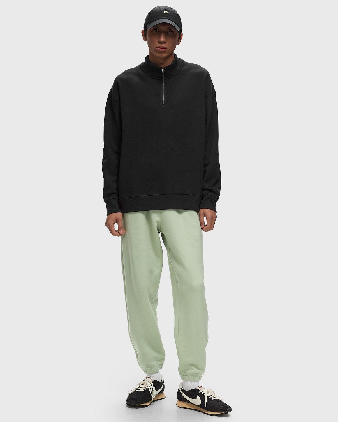 送料無料 日本 CLASSICS Nike QTR Store BSTN | Black ZIP トップス