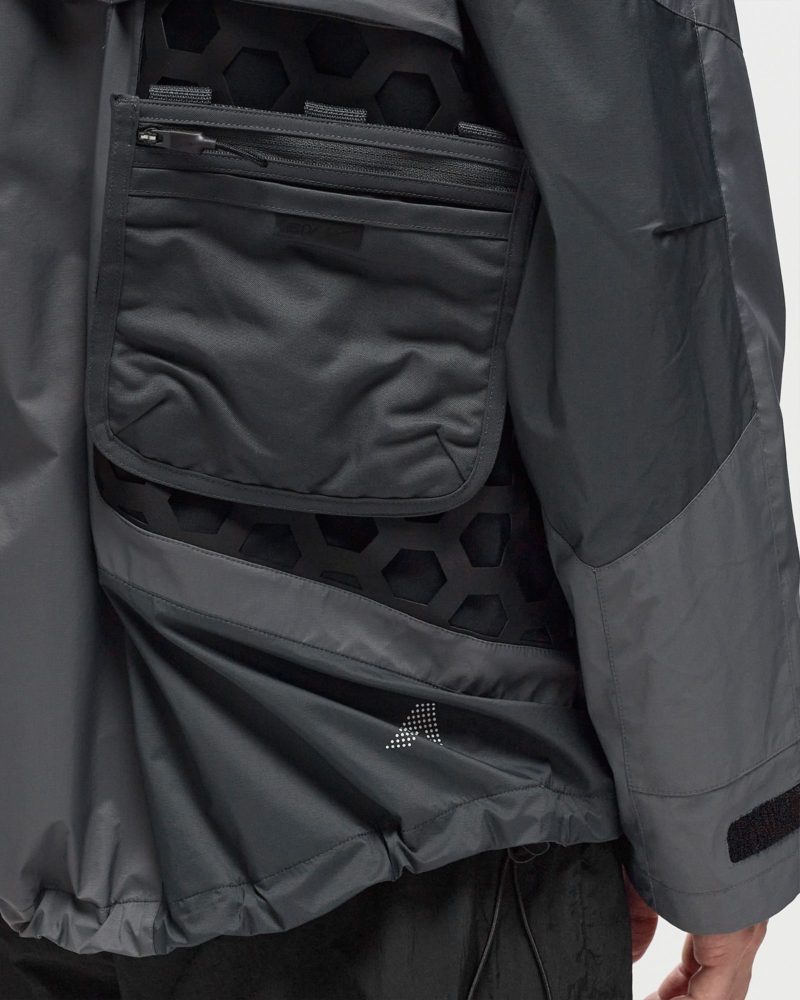 ISPA BUTTERFLY JACKET