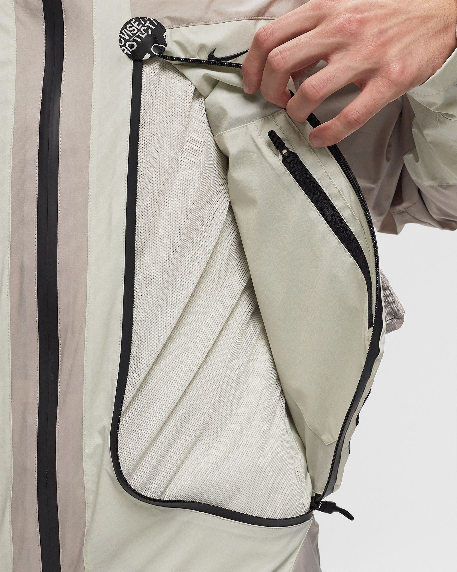 ISPA BUTTERFLY JACKET