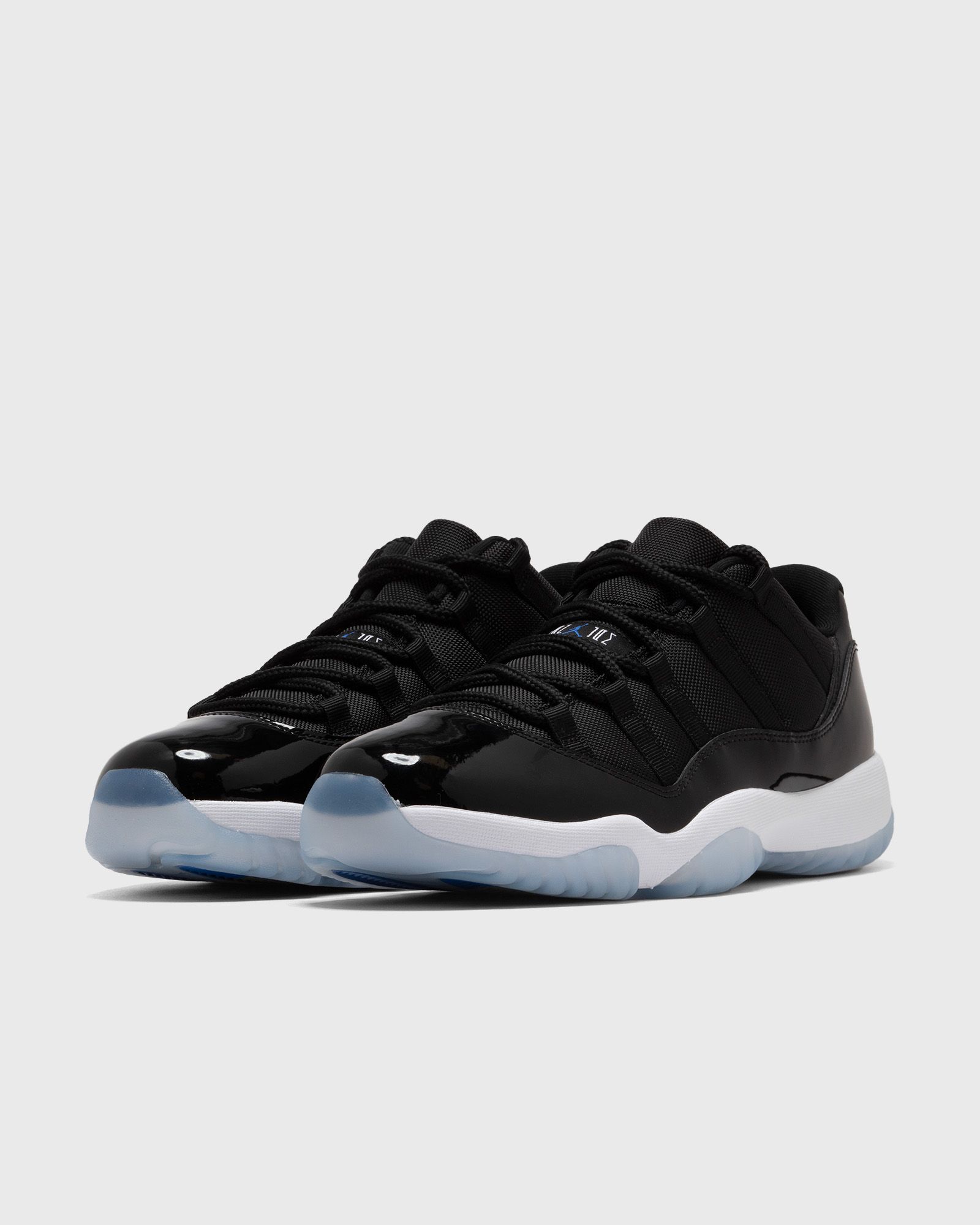 AIR JORDAN 11 RETRO LOW SPACE JAM