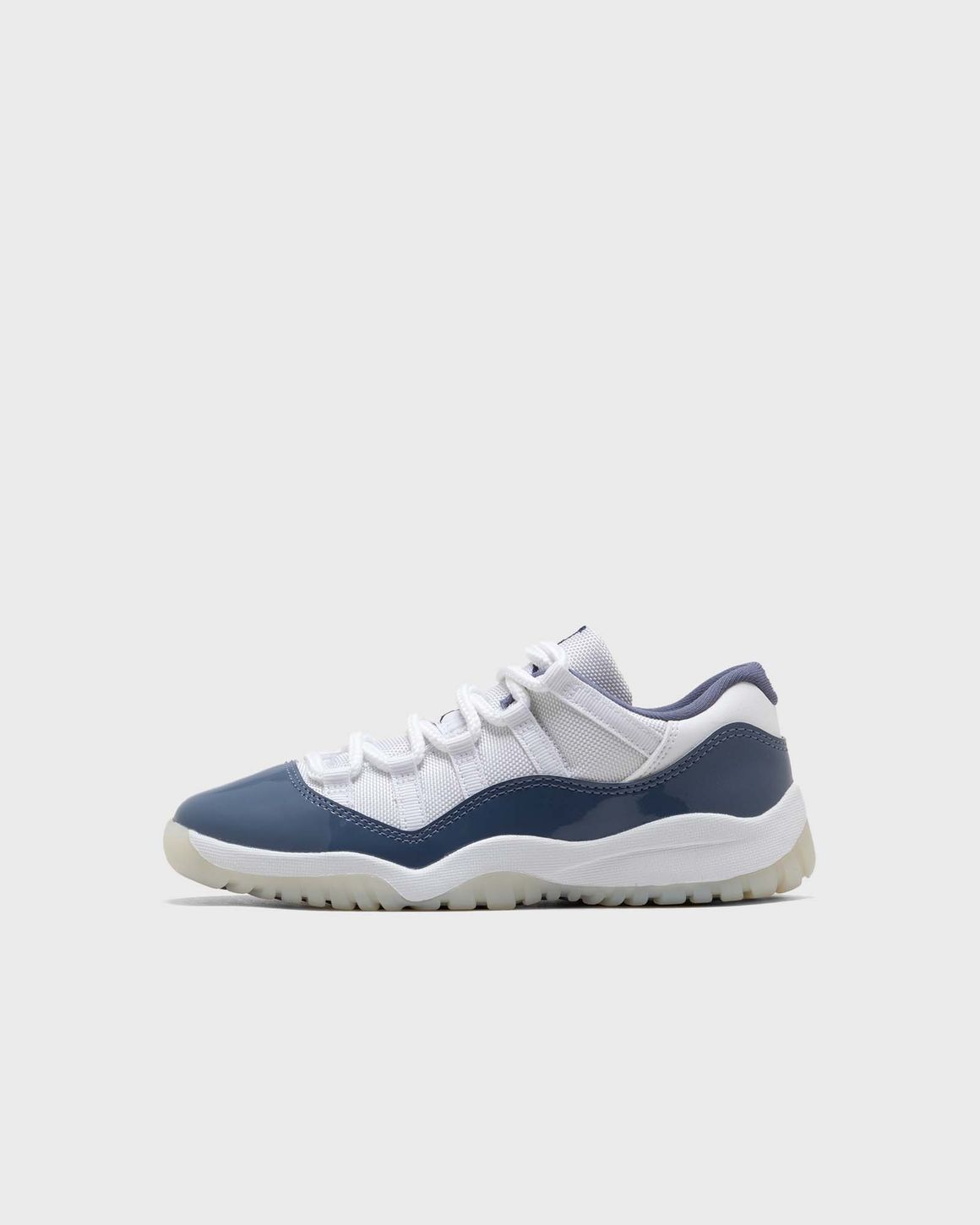 Jordan 11 lows kids hotsell