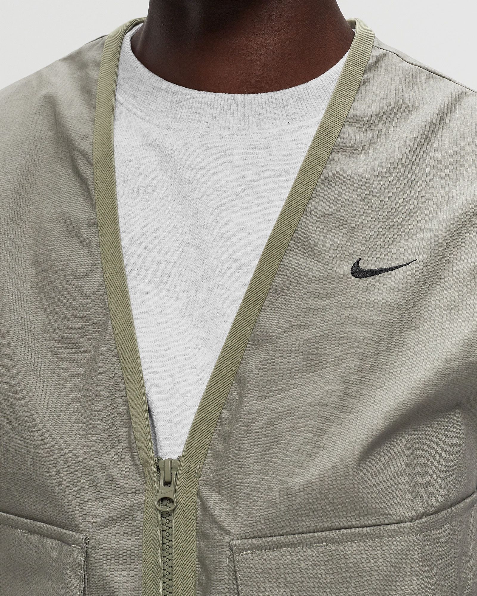 WMNS Essential Loose Woven Cargo Vest