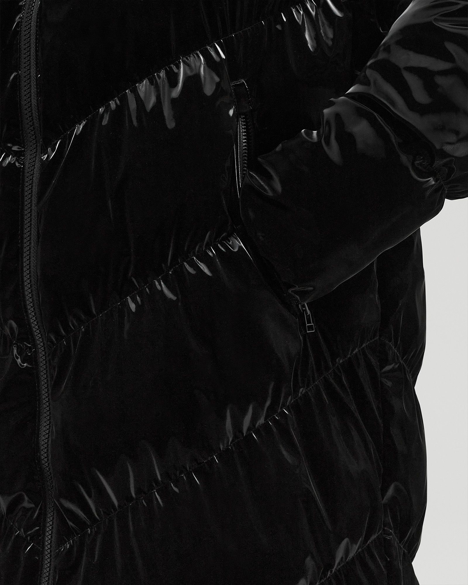 WMNS Windpuffer Therma-FIT Loose Hooded Shine Parka