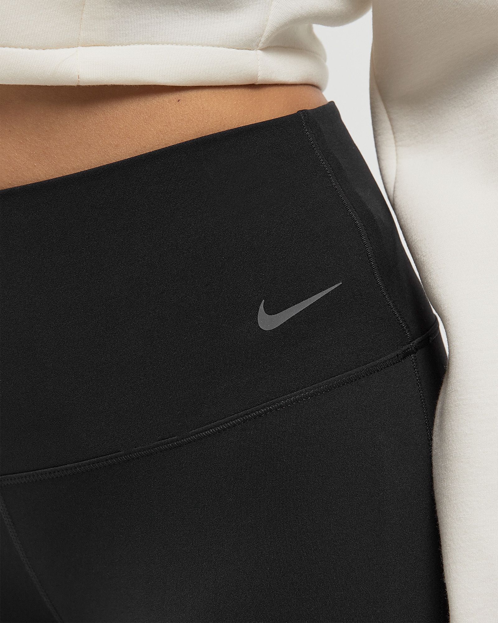 WMNS Dri-Fit ZENVY HR FLARE