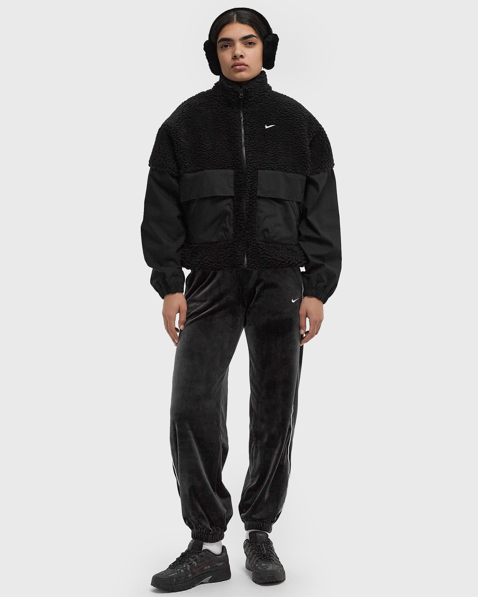 WMNS Essential Oversized Cozy Jacket