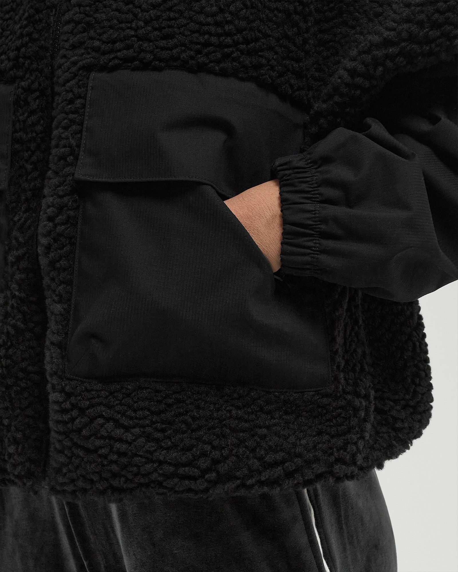 WMNS Essential Oversized Cozy Jacket