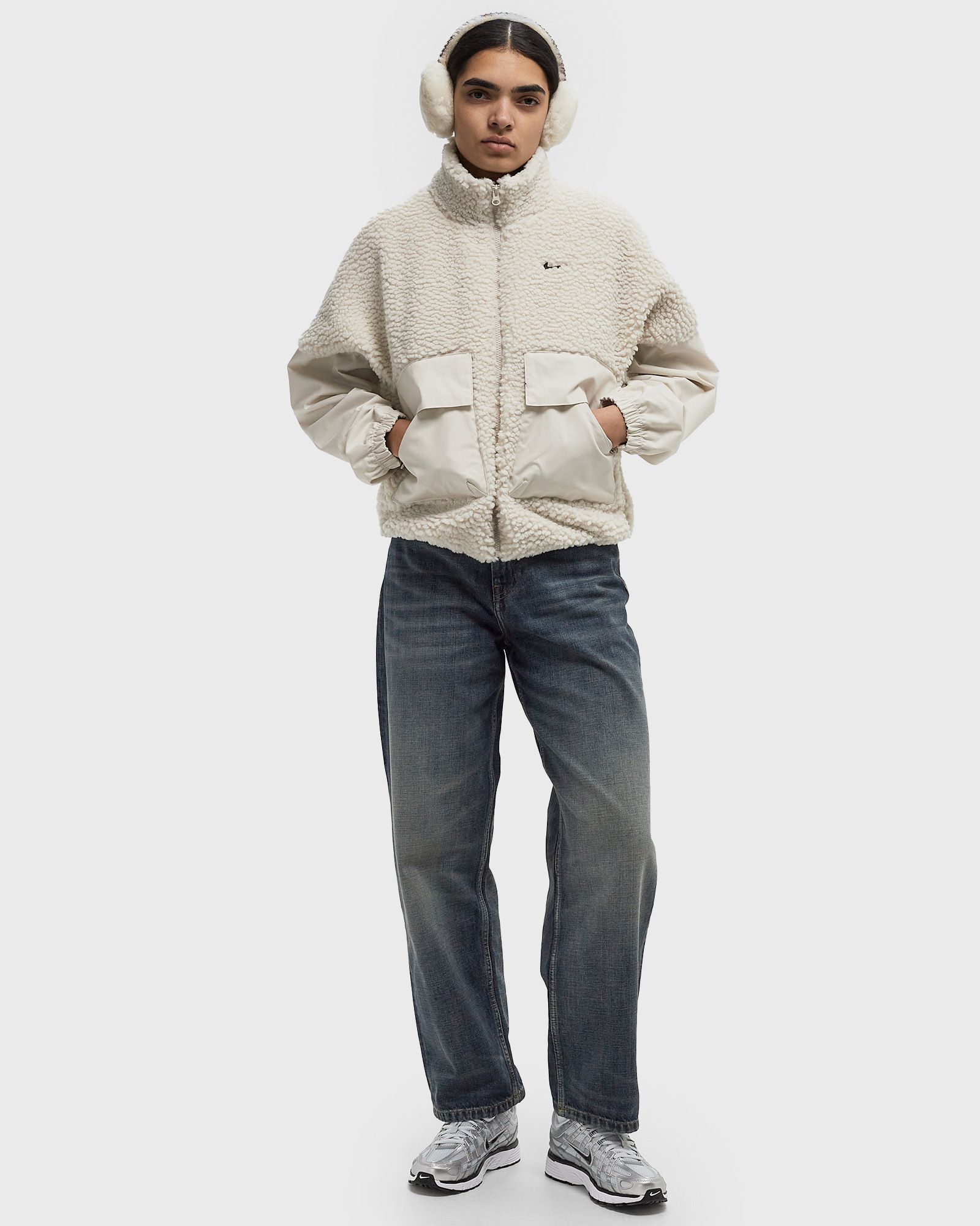 WMNS Essential Oversized Cozy Jacket